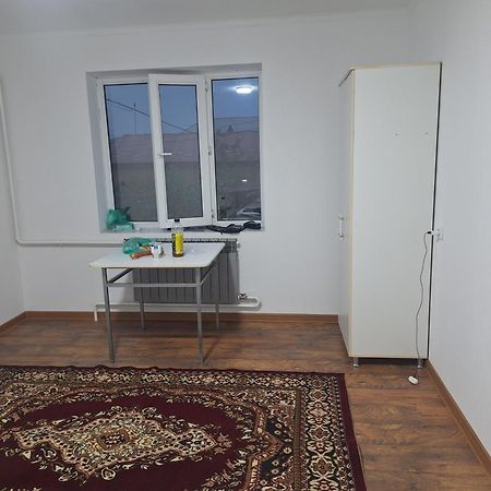Тепло Юга Hotel Ош Екстериор снимка